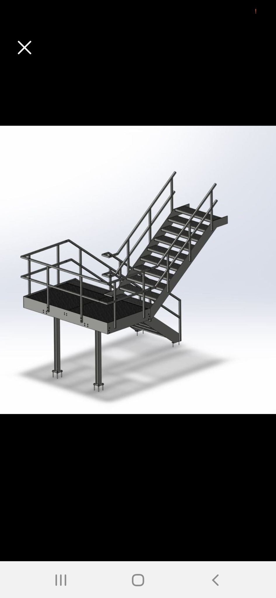 Wizualizacja 3D metalowych schodów przemysłowych z platformą i poręczami, na białym tle.