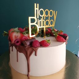 Urodzinowy owocowy tort