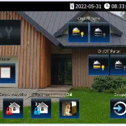 Interfejs panelu sterowania inteligentnego domu z widokiem domu, bramy garażowej, opcji włączania/wyłączania oświetlenia na piętrze i parterze, oraz opcji sterowania alarmem i podglądu z kamery.