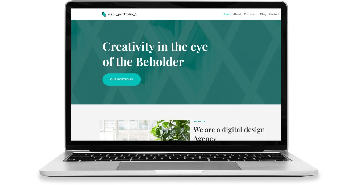Laptop wyświetlający stronę internetową z nagłówkiem 'Creativity in the eye of the Beholder' i przyciskiem 'Our Portfolio', z sekcją 'About Us' poniżej, przedstawiającą firmę jako agencję digital...