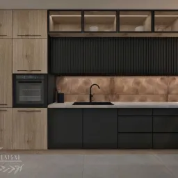 Nowoczesna kuchnia z drewnianymi i czarnymi szafkami, miedzianą ścianą nad blatem i minimalistycznym oświetleniem LED pod górnymi szafkami.