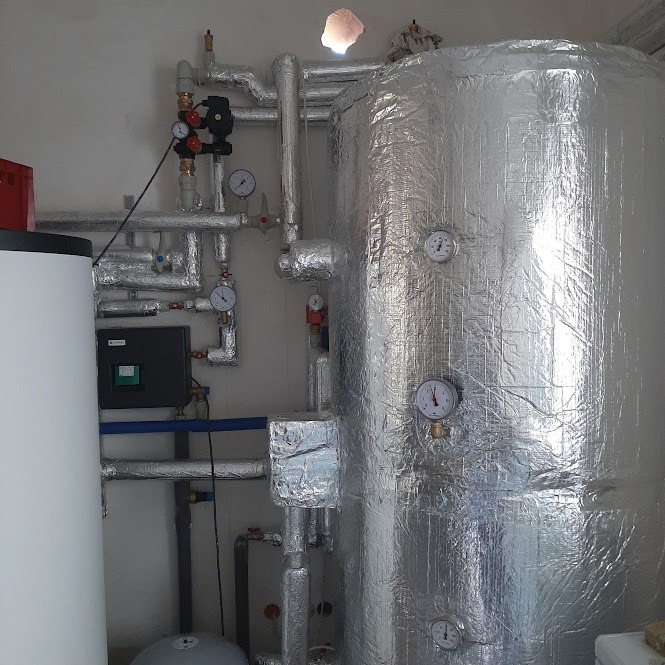 Widok Bufora Ciepła do Zasilania C.W.U.