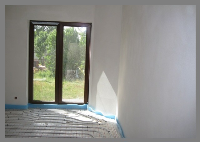 Tynki Cementowo-Wapienne Maszynowe Zacierane na Gładko!