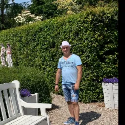 Malowanie mebli ogrodowych