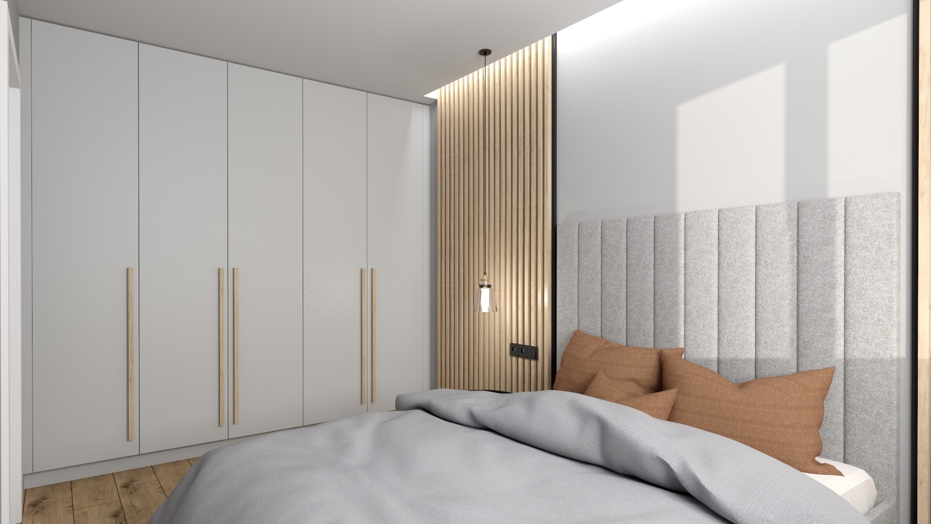 Nowoczesna sypialnia z minimalistycznym designem: szara pościel, beżowe poduszki, panel z drewnianych listew, wisząca lampka nocna i szafa w zabudowie z długimi, wąskimi uchwytami.