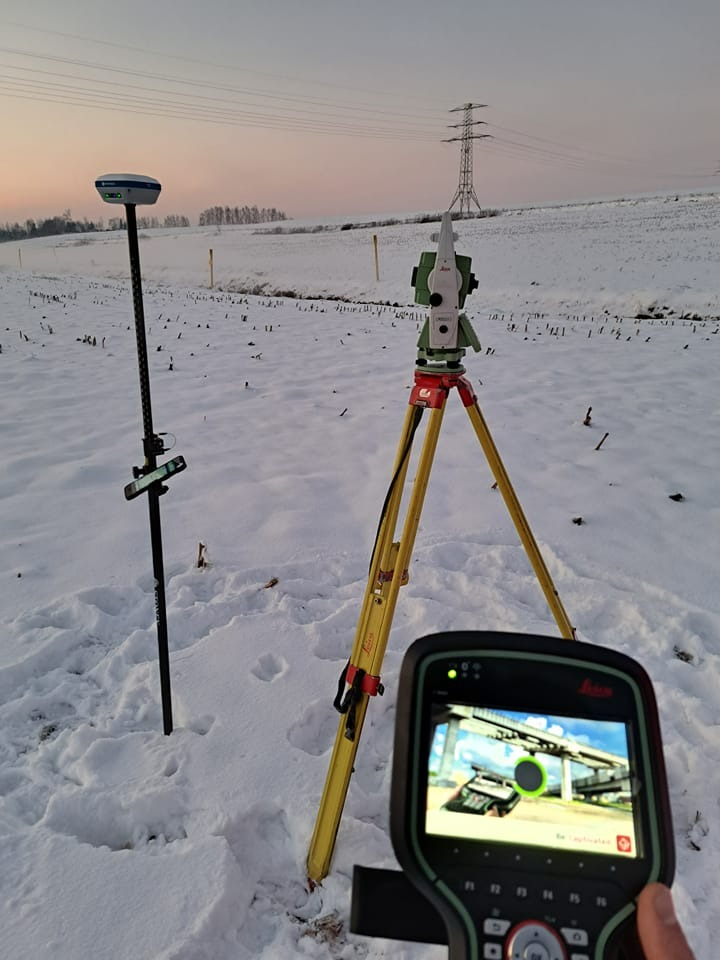 Pomiary linii wysokiego napięcia