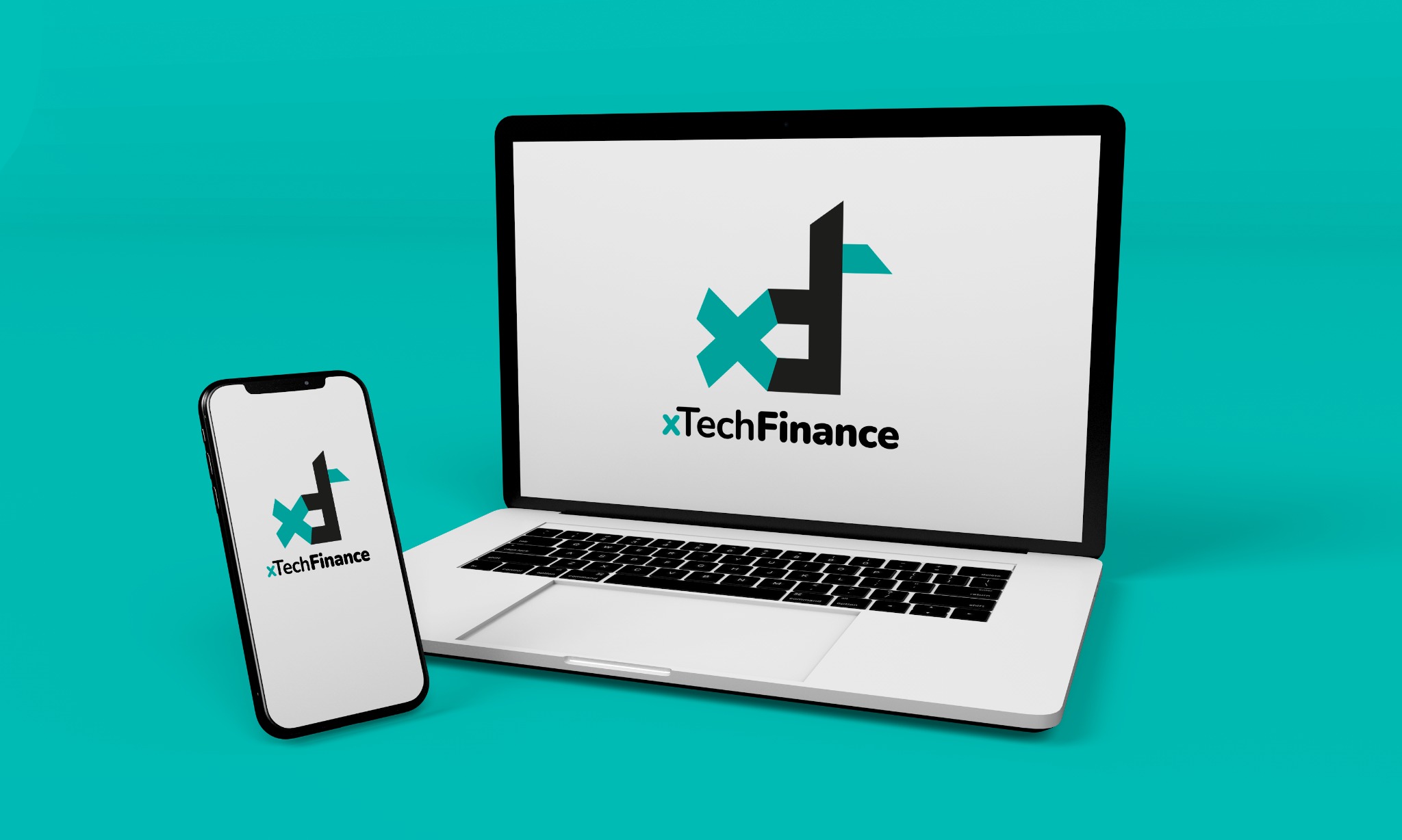 Laptop i smartfon wyświetlają logo xTechFinance na turkusowym tle.