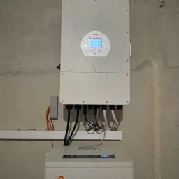 Falownik Deye 10 kW + magazyn energii FelicityESS 15 kWh z zasilaniem awaryjnym