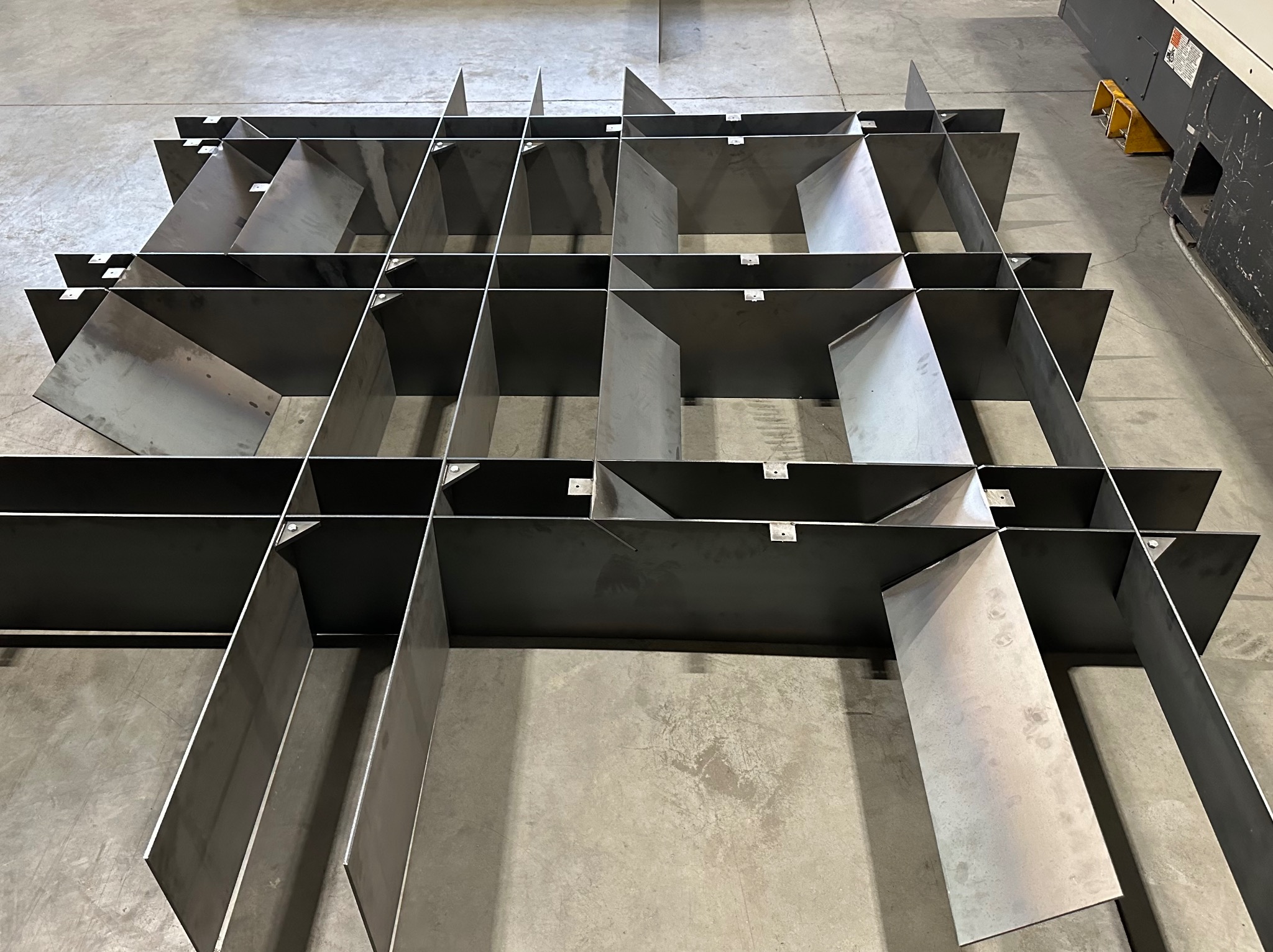 Projektowanie 3D, Cięcie laserowe, gięcie blachy - Mosqito Metal Design Stanisław Dolny