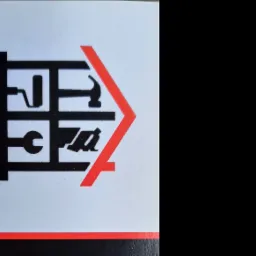 Logo firmy remontowo-budowlanej z ikonami narzędzi: wałek, młotek, klucz i kielnia, wkomponowanymi w kształt domu.