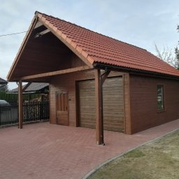 Tomasz Gajko - Garaż drewniany z dachówką ceramiczną.