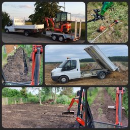 Prace Ziemne Adam Mroziński - Kolaż zdjęć z prac ziemnych w Gdyni: transport mini koparki na przyczepie, wykopany rów, przygotowany teren pod budowę, wywrotka wysypująca ziemię oraz sprzęt ogrodniczy.