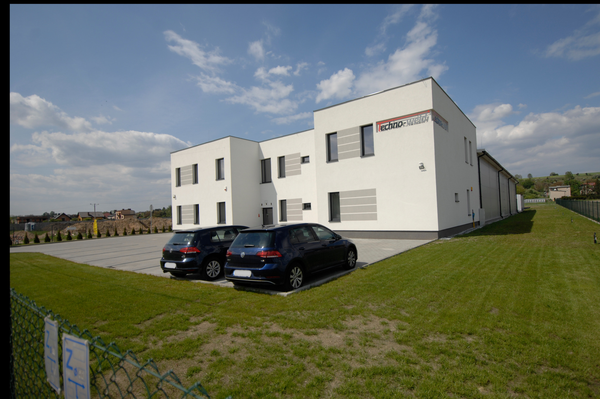 Budowa biurowca w Imielinie