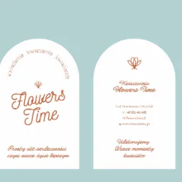 Dwa projekty wizytówek kwiaciarni Flowers Time z adresem w Łodzi, utrzymane w pastelowej kolorystyce i minimalistycznym stylu, z motywem kwiatowym.