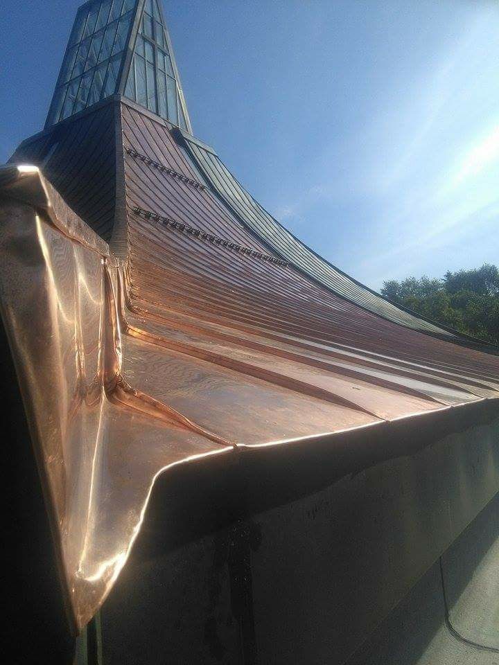 Kośiół luterański w miejscowości Ellingsøya.