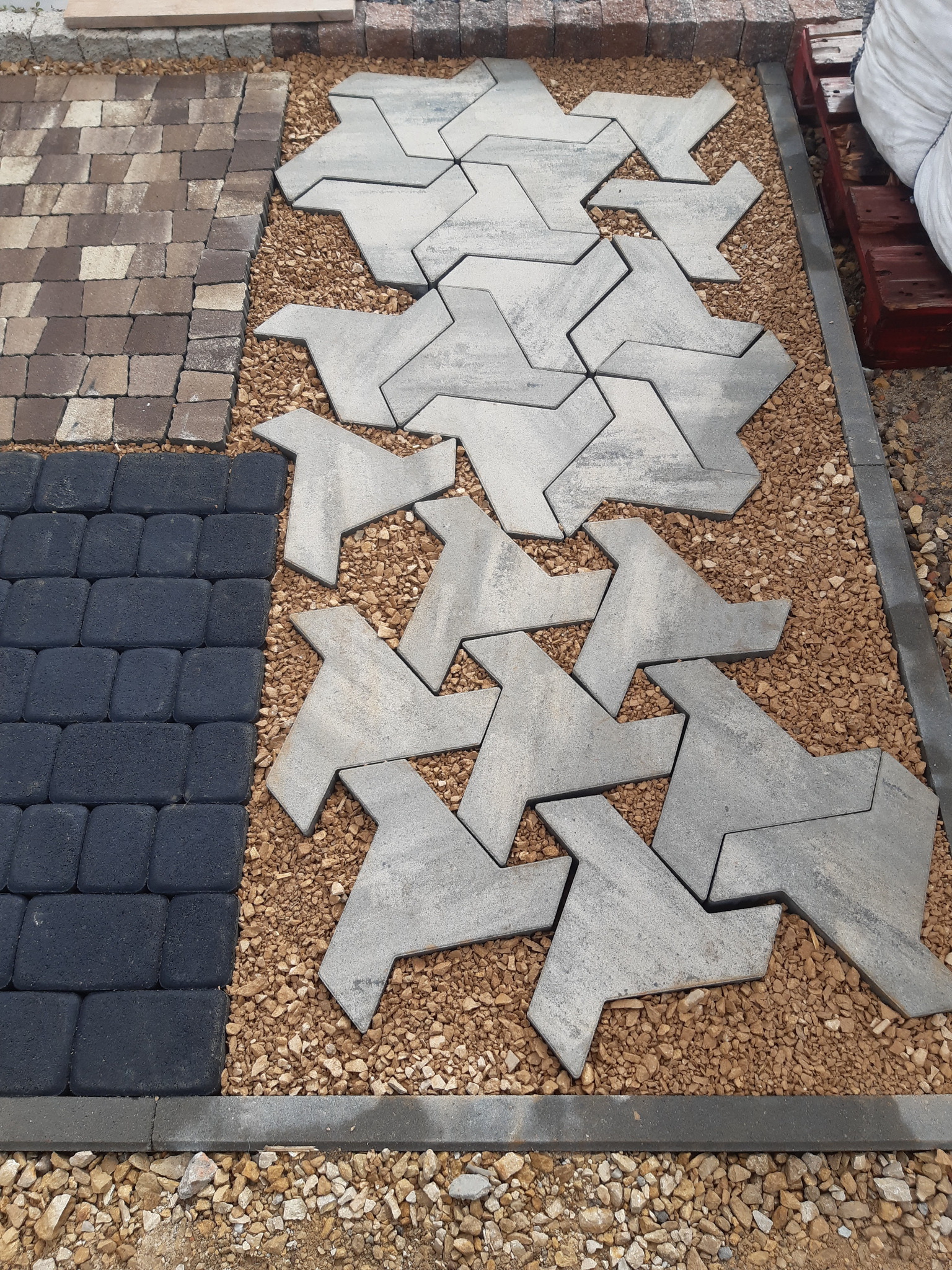 Kapitalnie wykreowana kostka Vjetra w wersji kolorystycznej diamond.