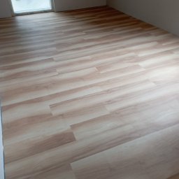 Układanie paneli Warszawa 1