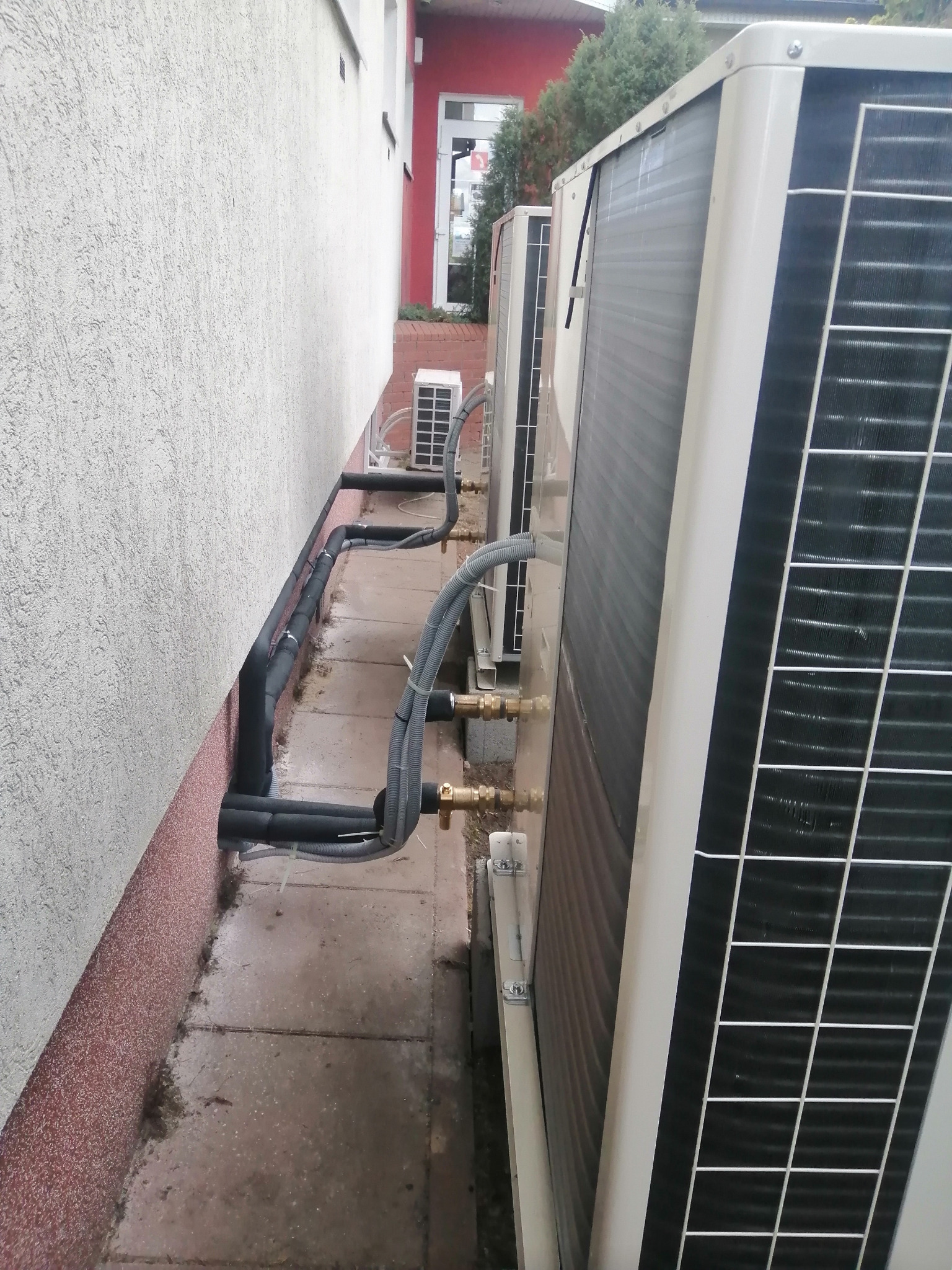 Kaskada na Biurowiec