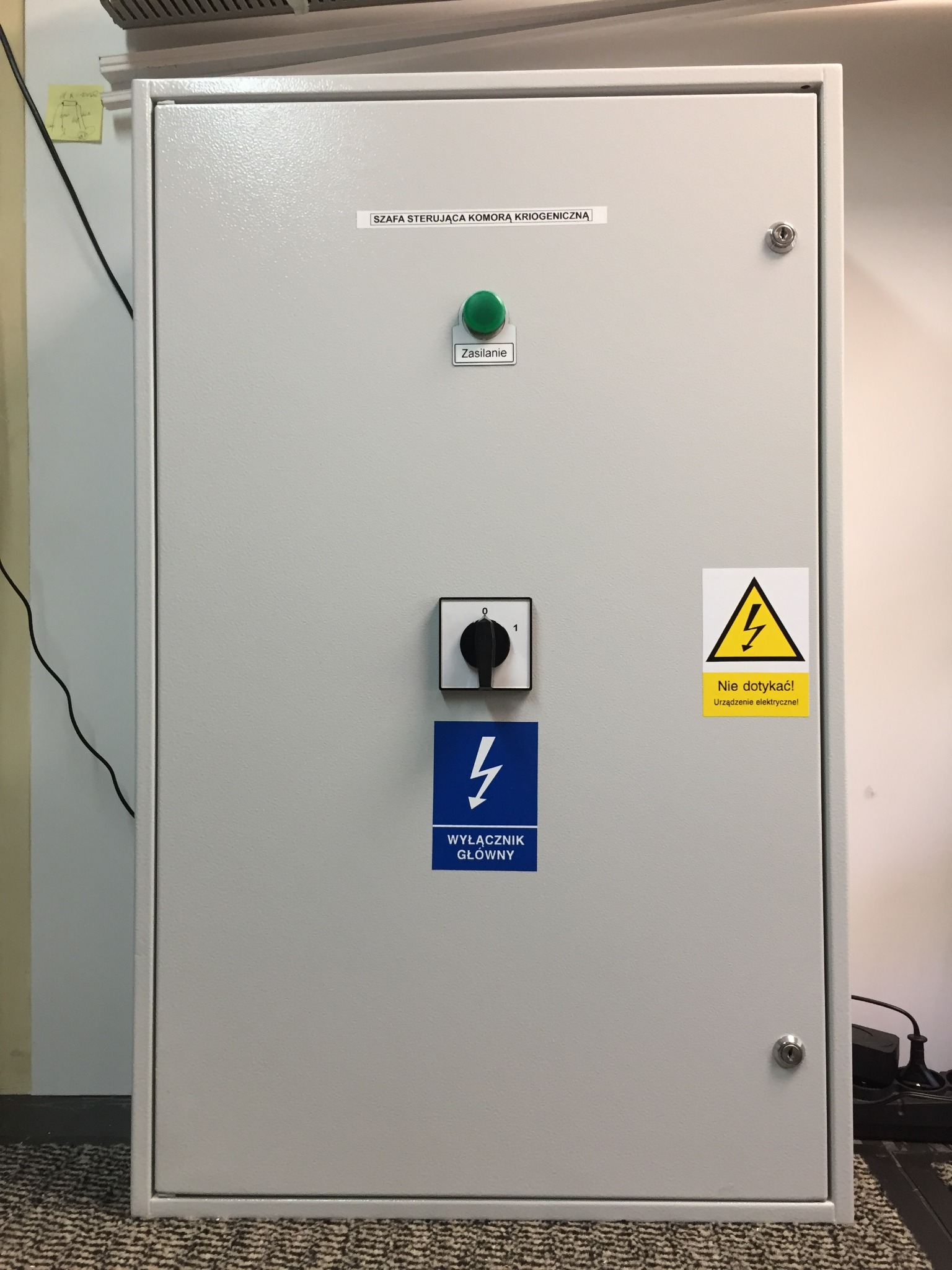 Szafa sterownicza komory kriogenicznej - zamknięta