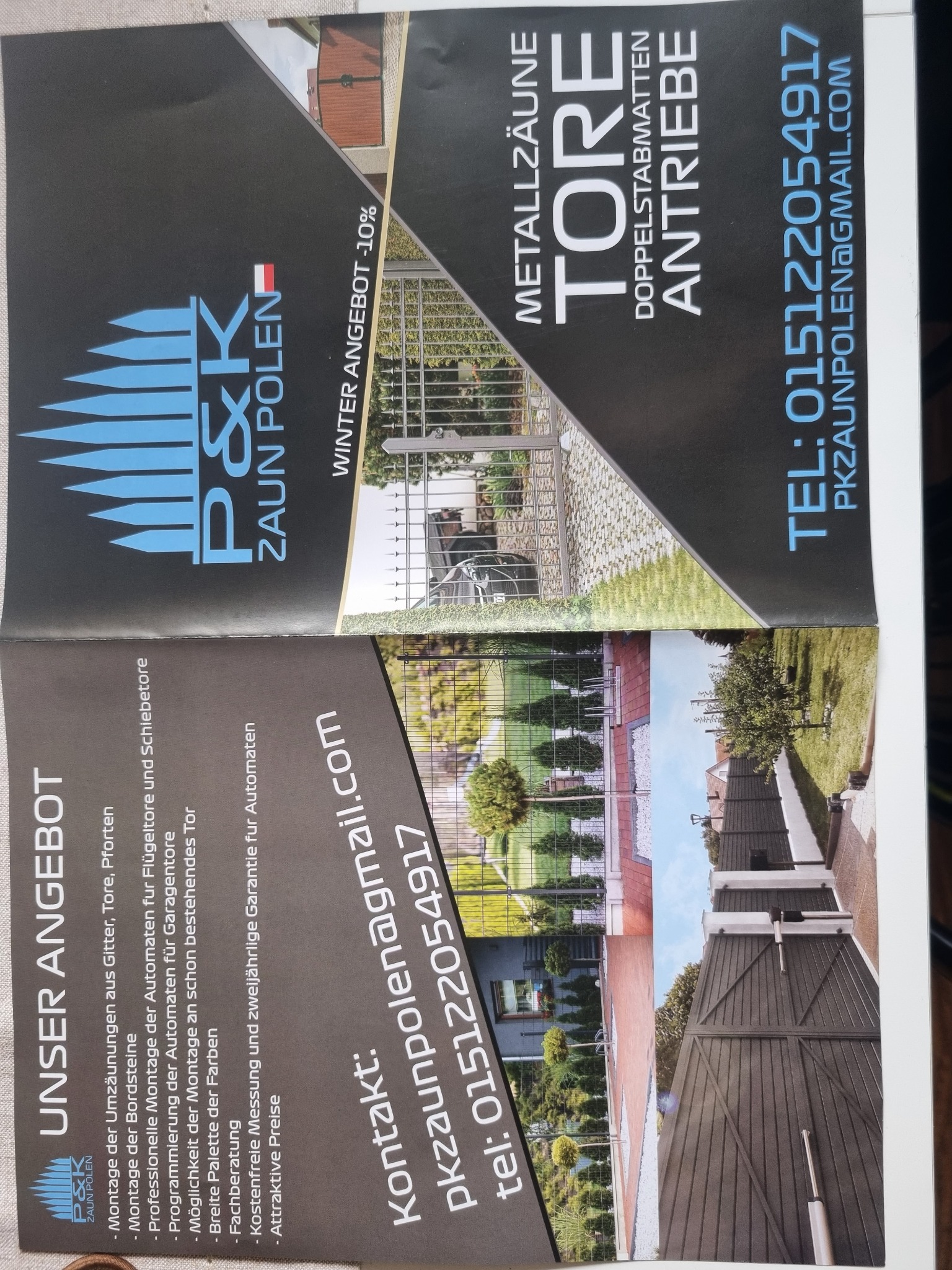 Ulotka reklamowa firmy P&K Zaun Polen prezentująca metalowe ogrodzenia, bramy i napędy, z informacjami kontaktowymi i zimową ofertą specjalną.