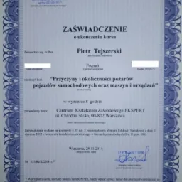 Skan zaświadczenia o ukończeniu kursu dotyczącego przyczyn i okoliczności pożarów pojazdów samochodowych oraz maszyn i urządzeń, wydanego przez Centrum Kształcenia Zawodowego EKSPERT w Warszawie,...