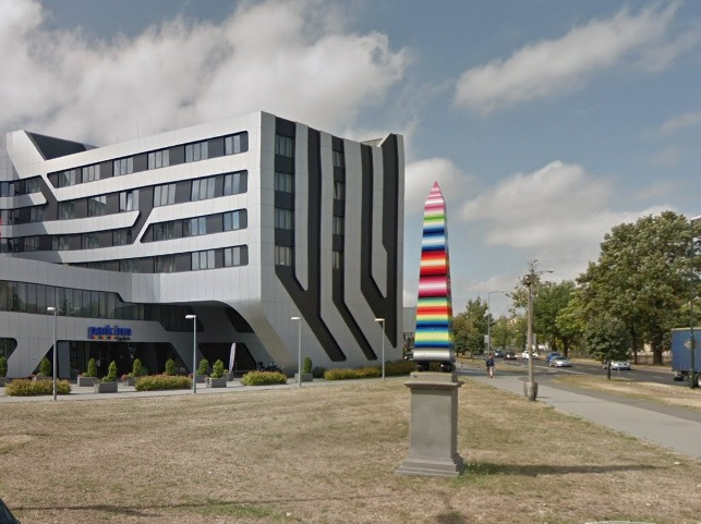 obekisk - Maurycy Gomulicki