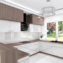 Amable - Nowoczesna kuchnia w bieli i drewnie: minimalistyczne szafki, marmurowa podłoga, okno z widokiem na ogród, designerska lampa i dekoracyjny wazon z kwiatami.