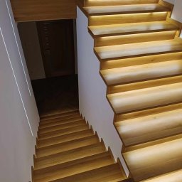 Schody drewniane Józefów 4