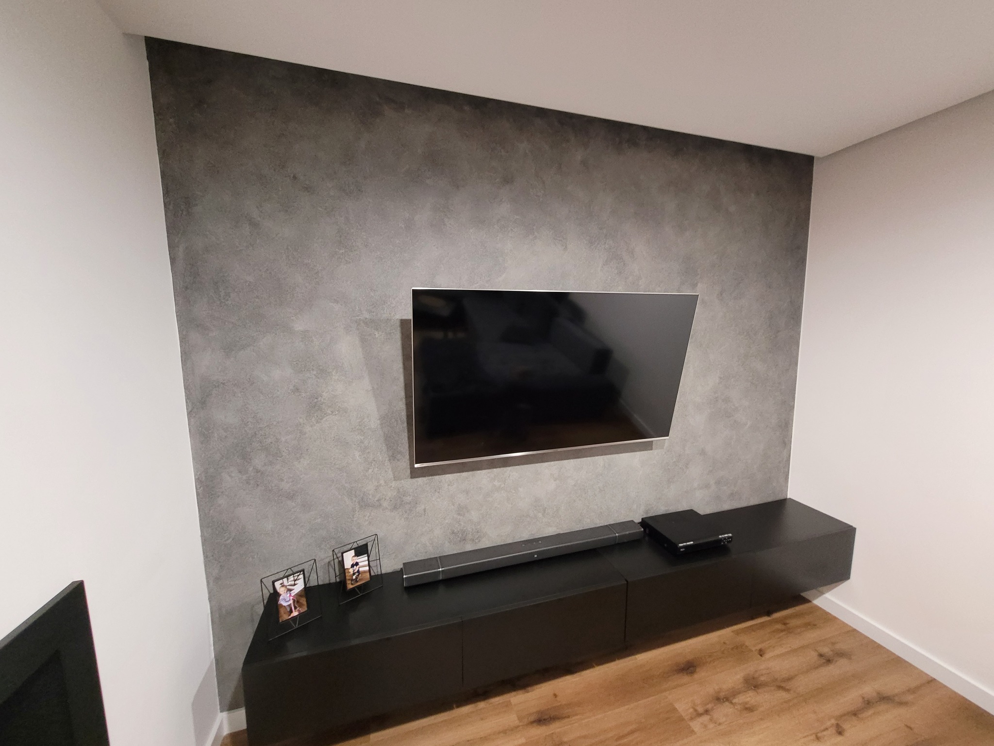 Tynki dekoracyjne spieki kwarcowe