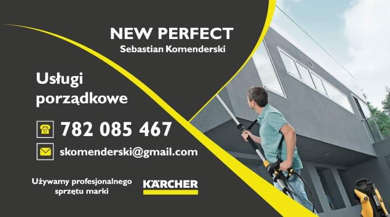 Mężczyzna czyści elewację nowoczesnego domu za pomocą myjki ciśnieniowej Kärcher. Zdjęcie z elementami graficznymi i danymi kontaktowymi firmy.