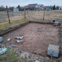 FRAAN-DOM Dominik Dryka - Poziomowanie pod garaż blaszany