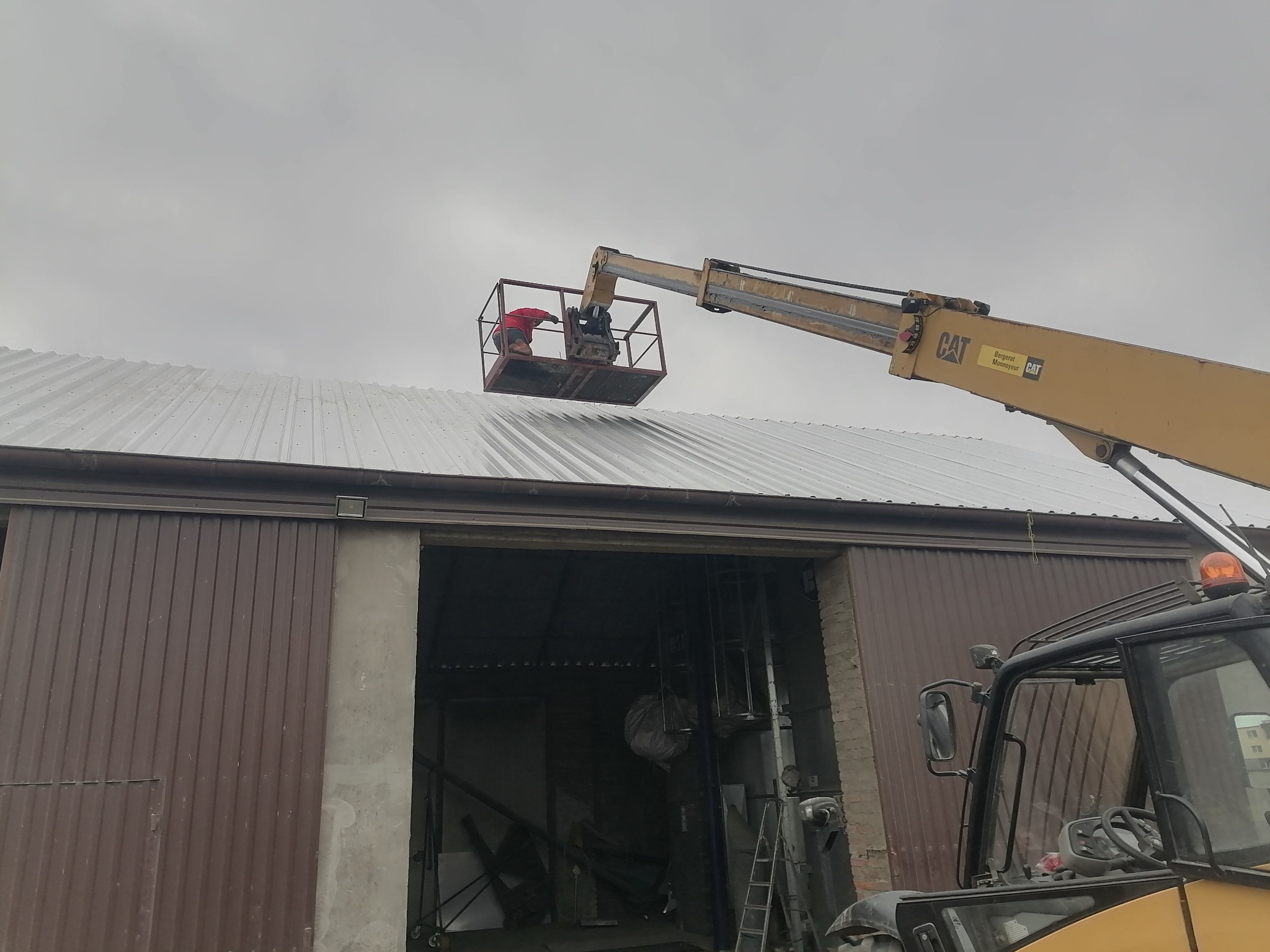 Wymiana pokrycia dachowego