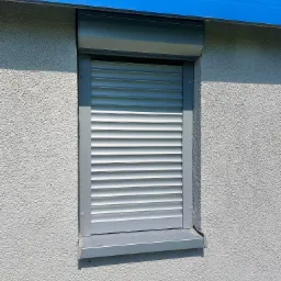 Roleta zewnętrzna - montaż we wnęce okiennej