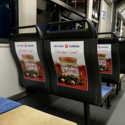 Reklama w tramwajach w Krakowie - branża spożywcza, Konik