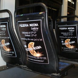 Reklama w tramwajach w Krakowie - gastronomia, Pizzeria Nocna