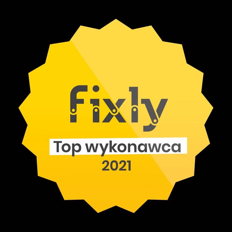 Żółta rozeta z napisem 'Fixly Top wykonawca 2021' na czarnym tle.