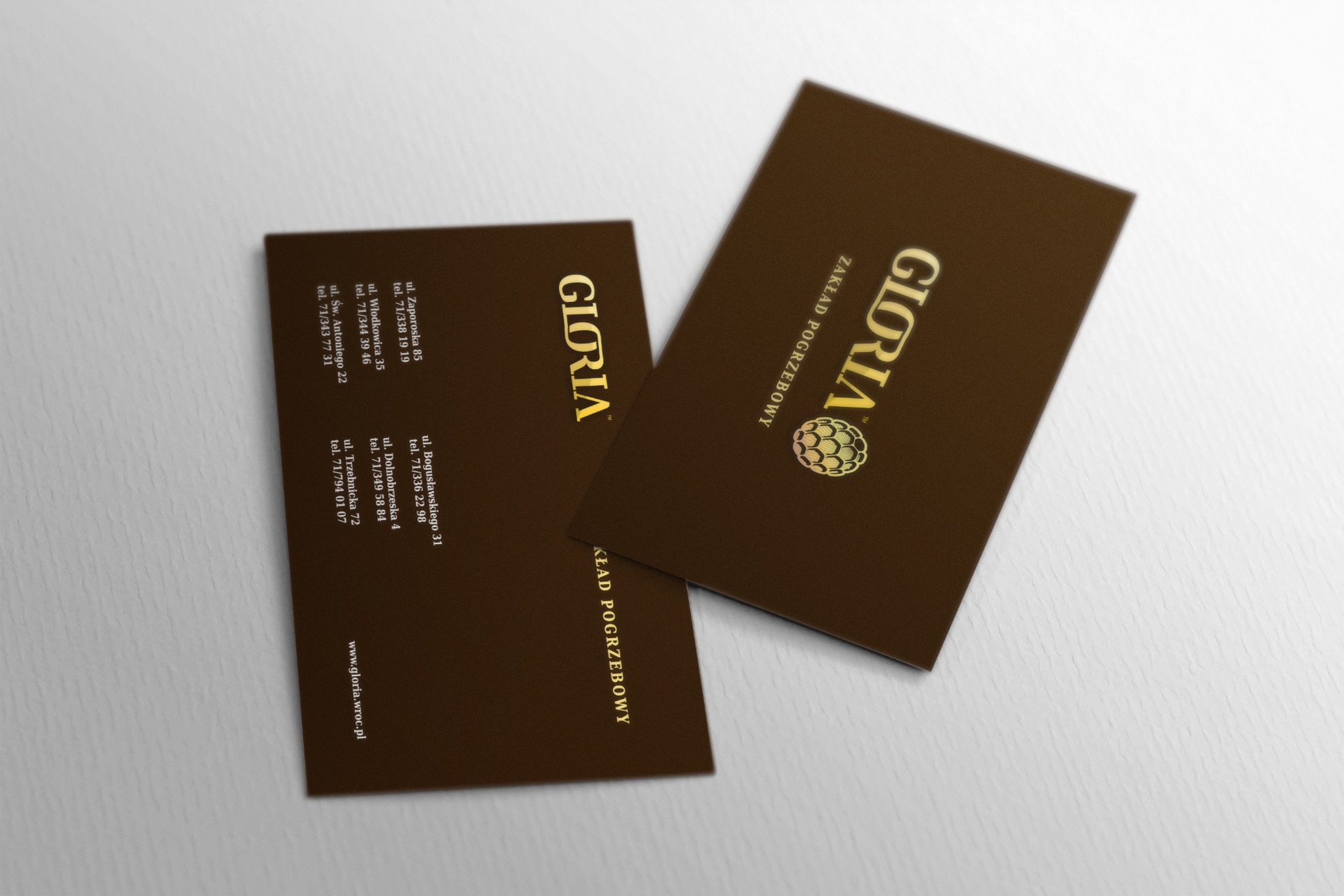 Projekt i wykonanie wizytówek: - 4x4, folia mat + lakier UV wybiórczo