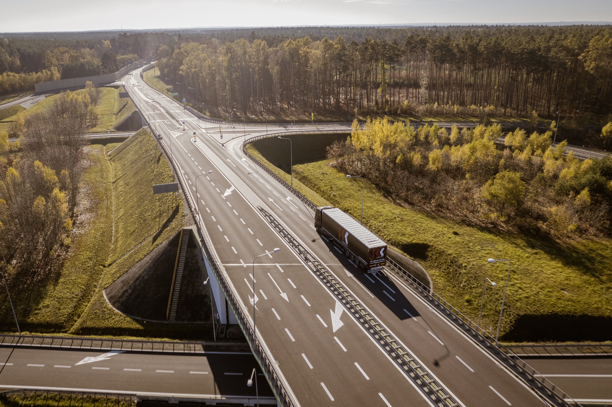 Fotografia motoryzacyjna Fotografia z drona Nikodem Kokoszanek