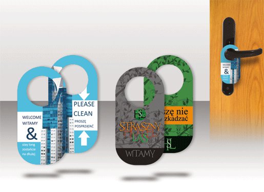 Różne wzory zawieszek na drzwi z napisami 'Welcome', 'Proszę posprzątać', 'Nie przeszkadzać', prezentowane na białym tle i na klamce drzwiowej.