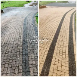 Efekt mycia kostki brukowej: porównanie stanu przed i po zabiegu. Czysta, jasna kostka po prawej, zabrudzona i ciemna po lewej. Widoczne wzory ułożenia kostki.