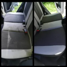 Porównanie tylnej kanapy samochodowej przed i po czyszczeniu, widoczne wyraźne różnice w czystości tapicerki.