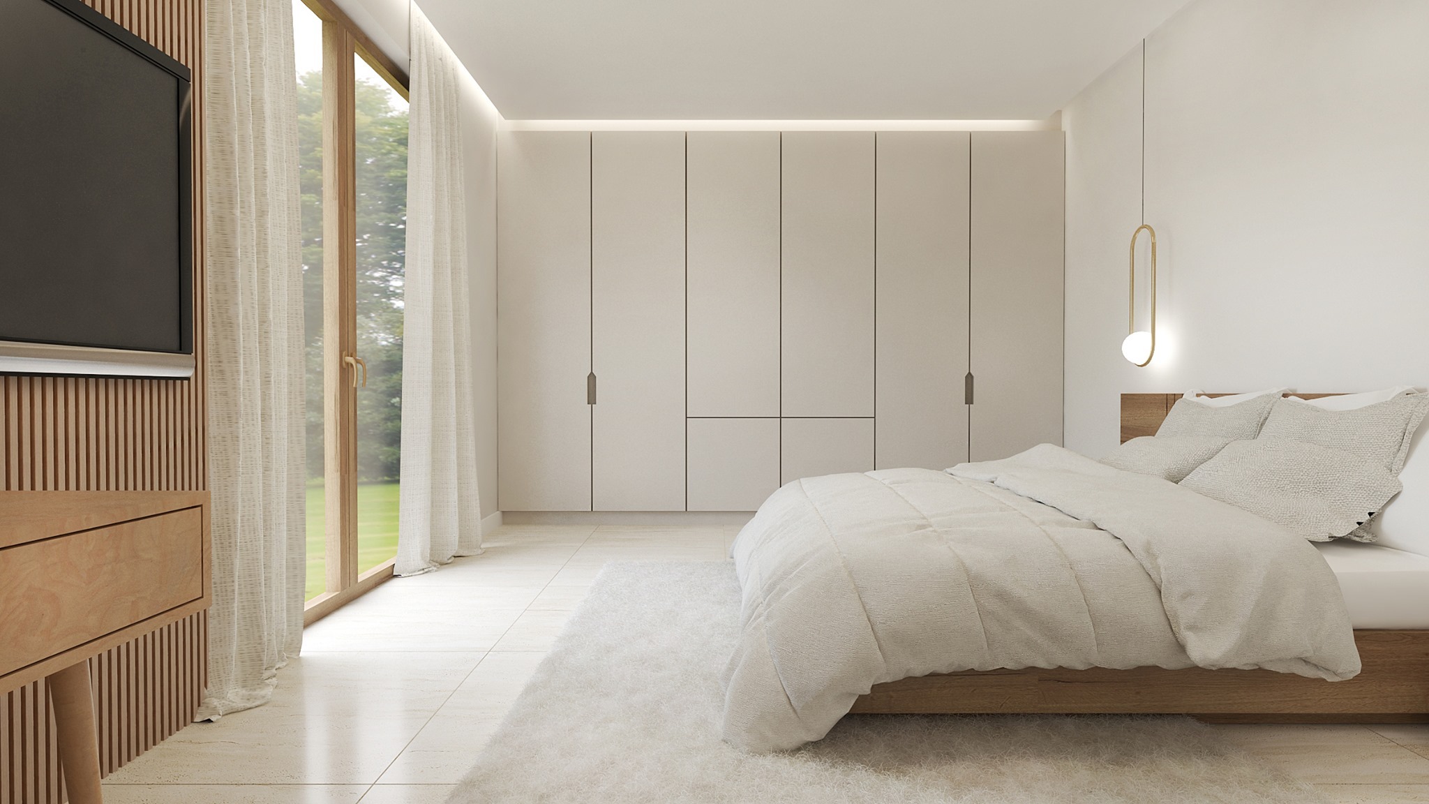 Jasna sypialnia z dużym oknem, drewnianą szafką RTV i telewizorem, minimalistyczną lampą wiszącą, białym dywanem i łóżkiem z drewnianą ramą oraz teksturowaną pościelą.