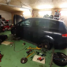 Wymiana tarcz,klockow,regeneracja cylinderkow.