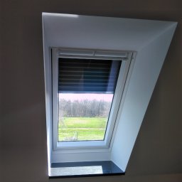 ROMPIS Roman Piszczek - Przed i Po wymiana okna Dachowego z Rolet Solarna :)