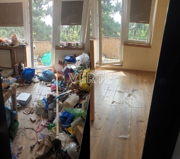 Pokój przed i po sprzątaniu: po lewej stronie bałagan z workami, śmieciami i przedmiotami na podłodze, po prawej stronie czysta podłoga z panelami i otwarte drzwi balkonowe