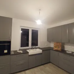 Montaż mebli z Ikei.