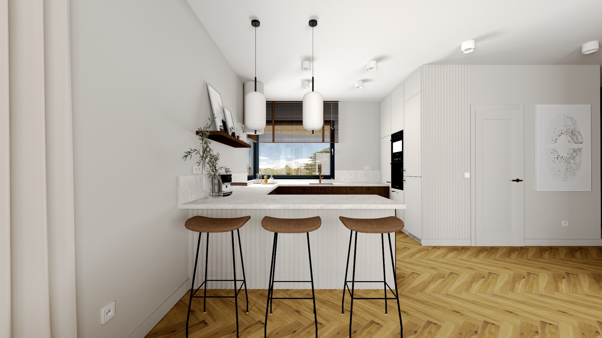 Jasna kuchnia z wyspą i trzema hokerami. Parkiet w jodełkę, minimalistyczne lampy wiszące. Okno z żaluzjami w tle. Nowoczesny design, neutralna kolorystyka.