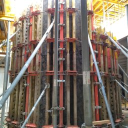 SCHODY SPIRALNE - BUDYNEK DYDAKTYCZNY