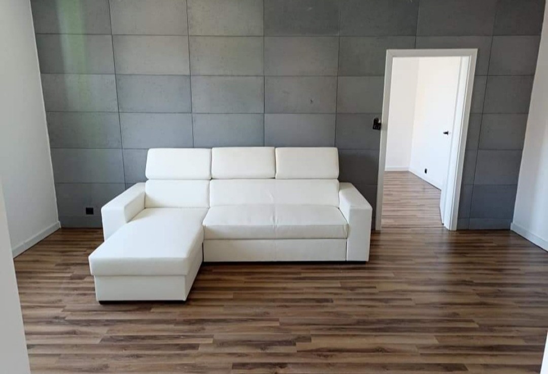 Panele podłogowe/płyty betonowe (generalny remont mieszkania)