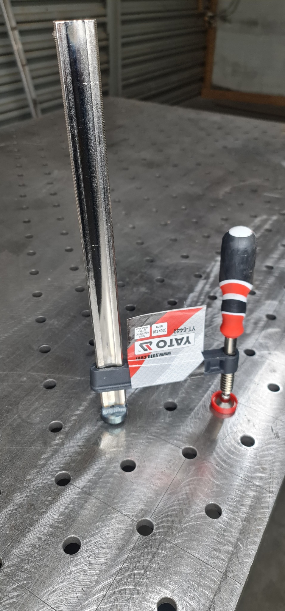 Ścisk spawalniczy 300x120 do systemu 16mm 55zł sztuka